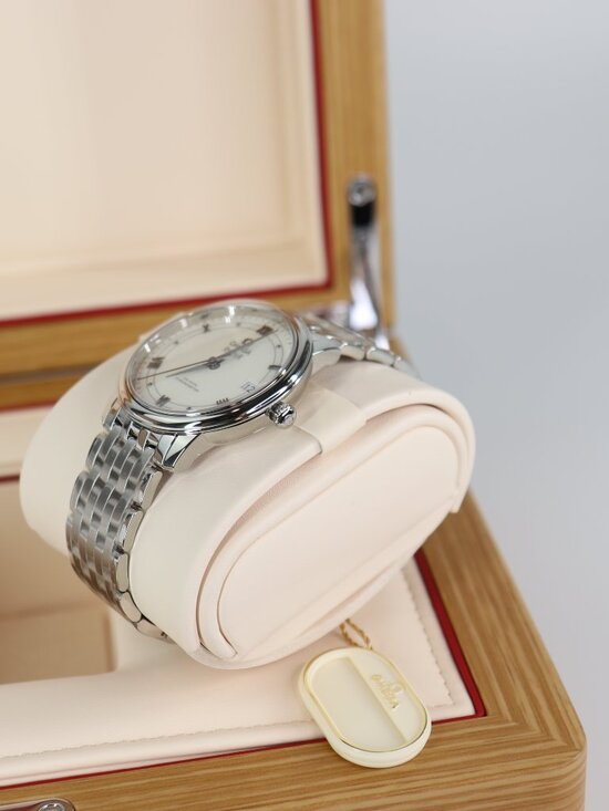 NEW*Omega De Ville Automatic Unisex Watch display picture 2